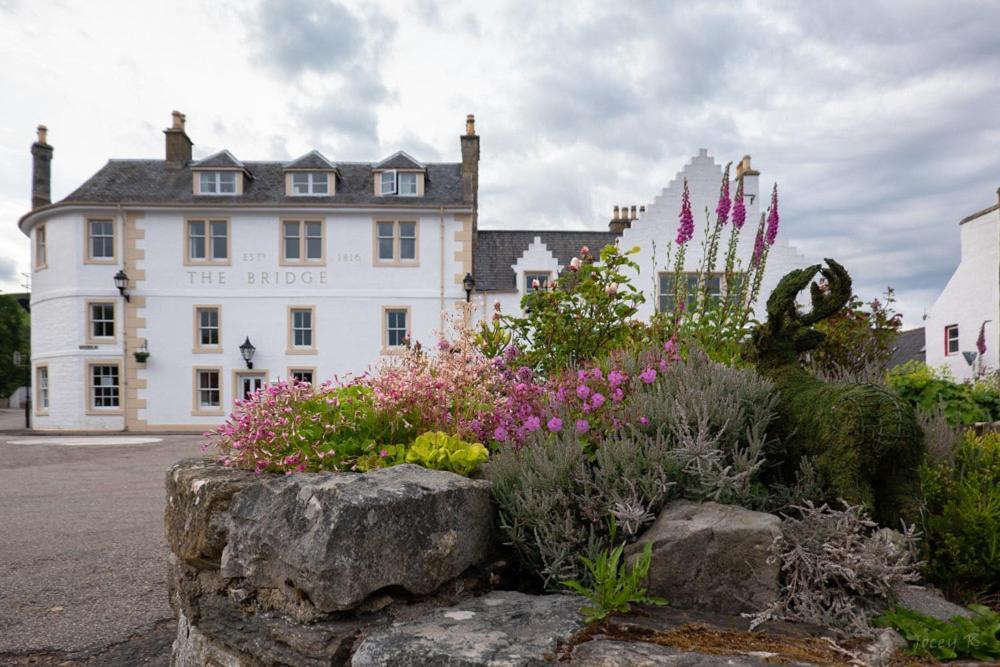 Hotel The Bridge Helmsdale Exterior foto