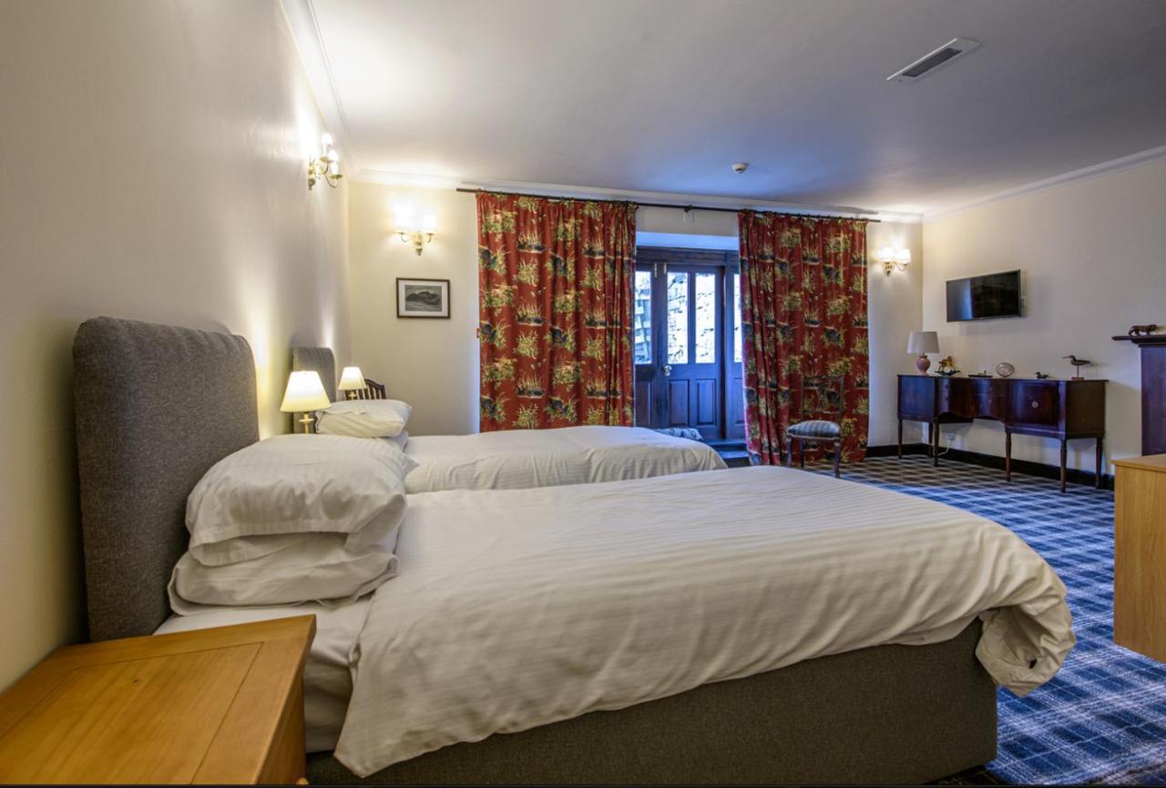 Hotel The Bridge Helmsdale Exterior foto